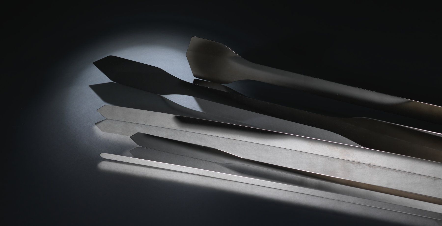 Velvet cutting blade